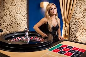 33d Live Dealers Aur Real Tables 33d mein